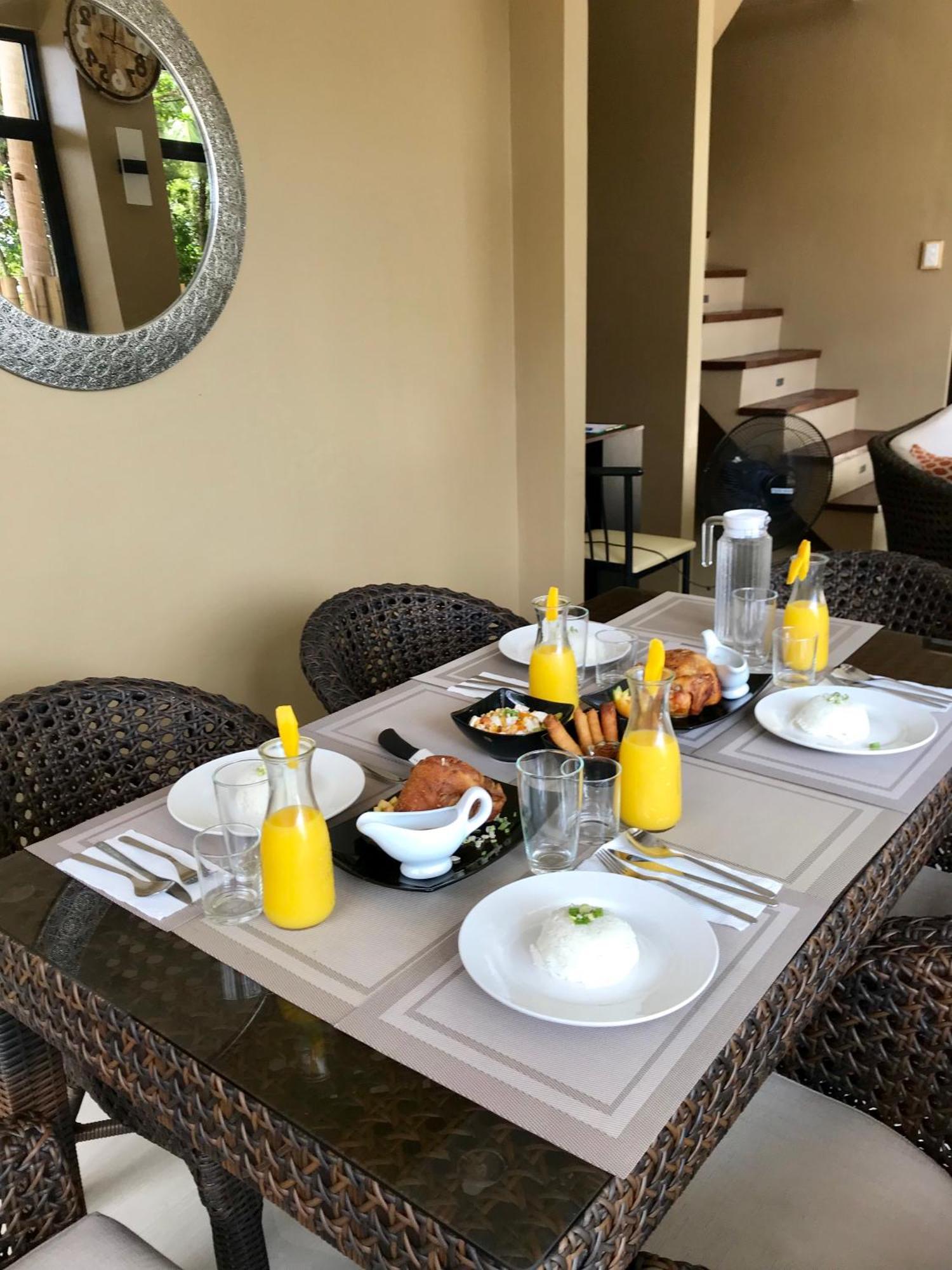 Southseas Beach Resort And Dive Center Santander Εξωτερικό φωτογραφία