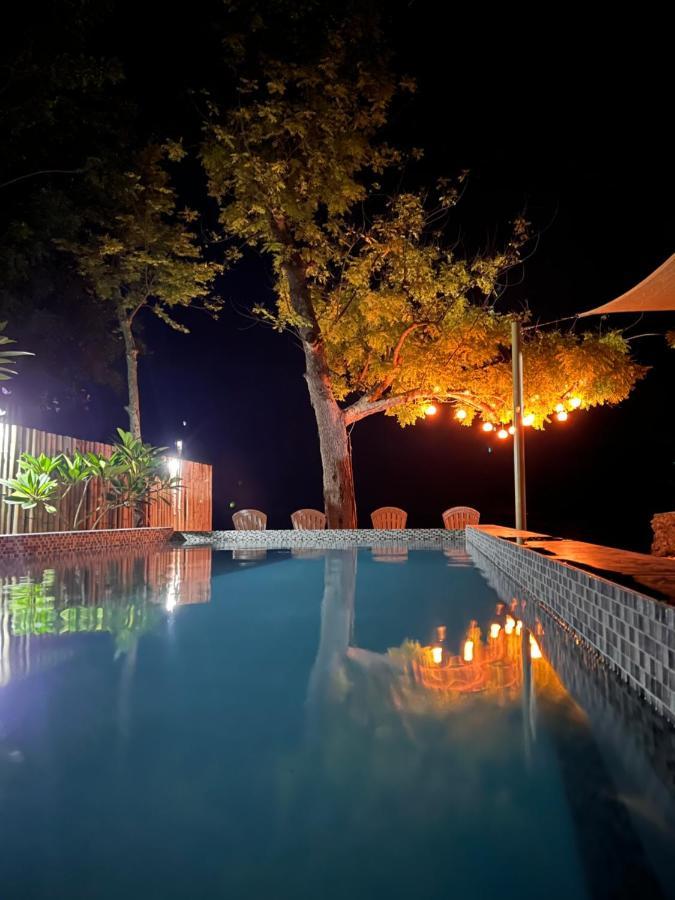 Southseas Beach Resort And Dive Center Santander Εξωτερικό φωτογραφία