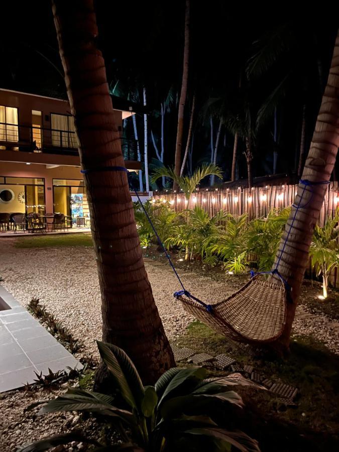 Southseas Beach Resort And Dive Center Santander Εξωτερικό φωτογραφία
