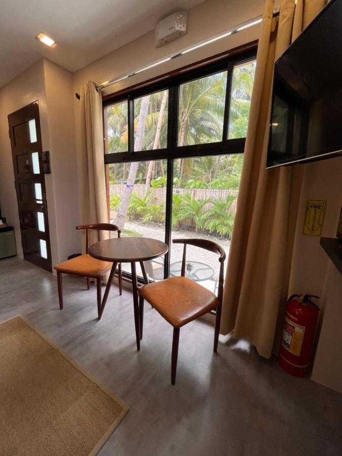 Southseas Beach Resort And Dive Center Santander Εξωτερικό φωτογραφία